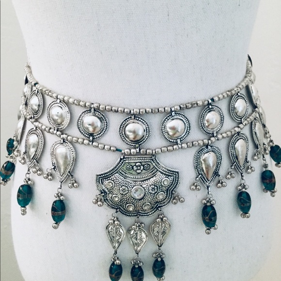 Accessories - 2 TIERS  CHARM BELT SILVER BEADS & STONES.